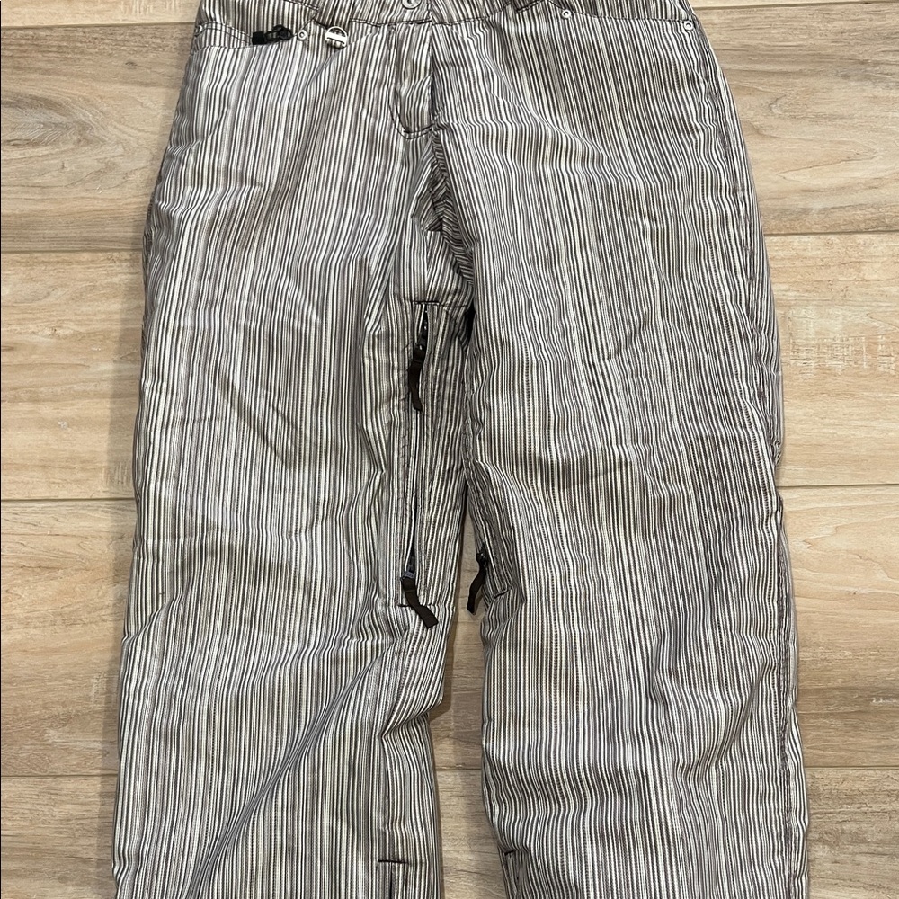 O'Neill Black and White Striped Women's Snowboarding Pants - Picture 4 of 5